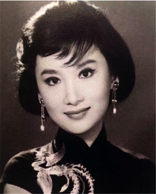 王映霞年轻时候的照片
